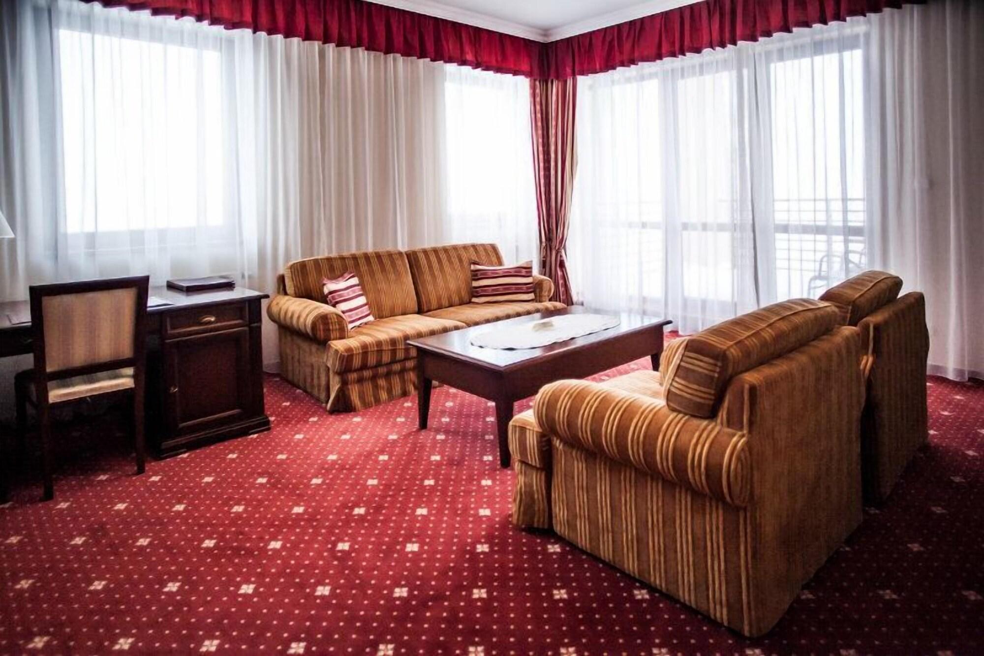 Grand Hotel Bellevue Високи Татри Екстериор снимка